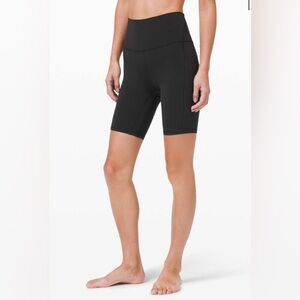 Lululemon Align High Rise Short with Pockets 8”